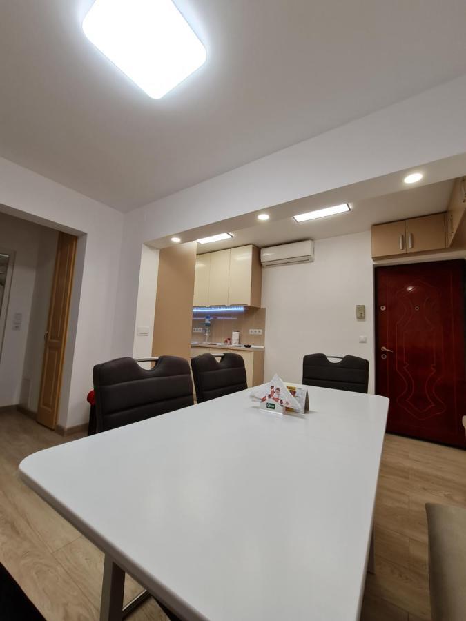 Luxury Panoramic Apartment Oradea Exteriör bild