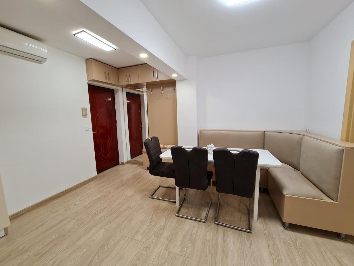Luxury Panoramic Apartment Oradea Exteriör bild